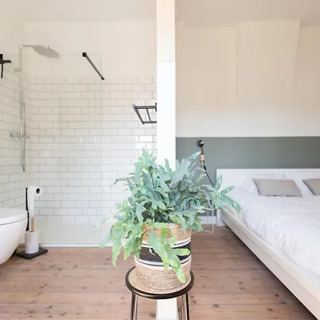 Cosy Guestroom Brugge